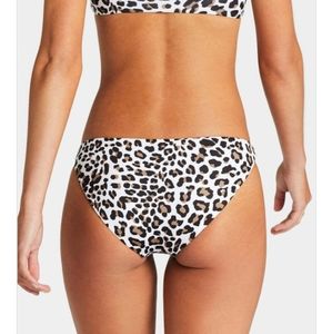 VITAMIN A  NWOT Luciana Bottoms